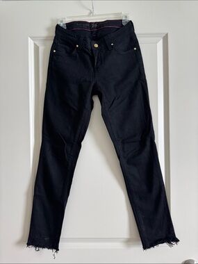 kate spade Black Cropped Frayed-Hem Jeans